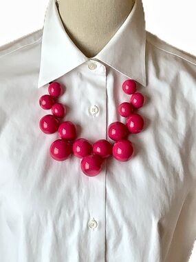 ZSISKA Fuchsia Pink 15 Bead Resin Statement Necklace Chunky Adjustable